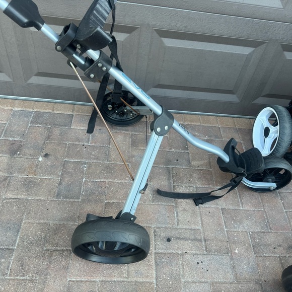 Golf Caddy Cart
3 wheeler version 
Used conditions - Picture 6 of 15